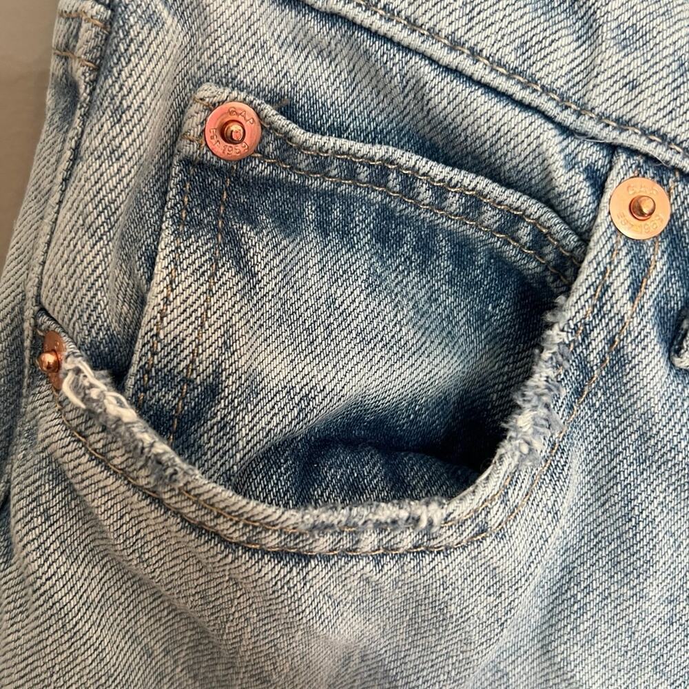 Gap Mom Jean - Picture 8 of 9
